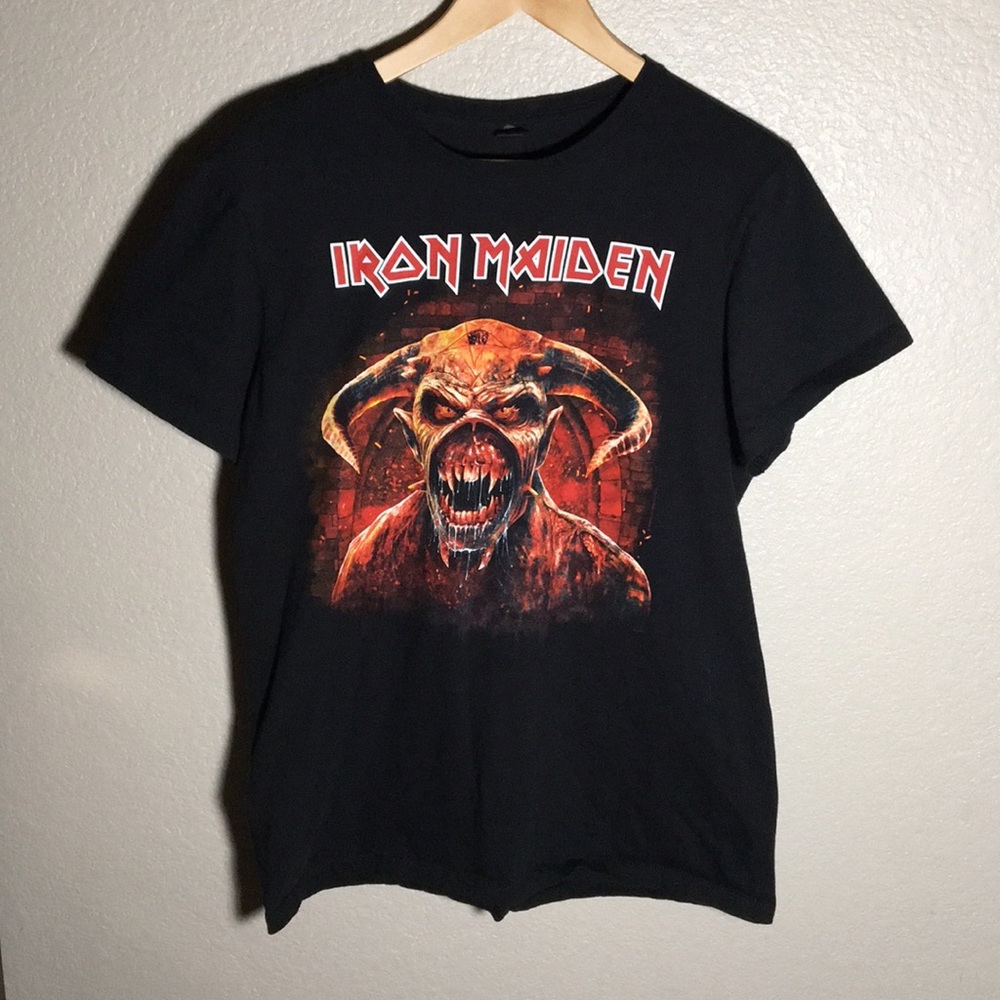 Iron Maiden legacy of the beast shirt